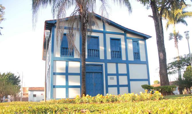 Hotel Veredas Paracatu Bagian luar foto