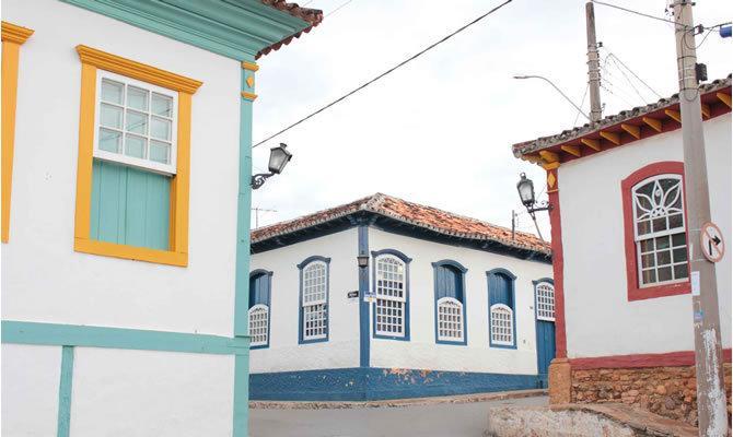 Hotel Veredas Paracatu Bagian luar foto